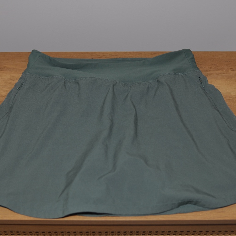 Olive Old Navy Athletic Skirt Size L